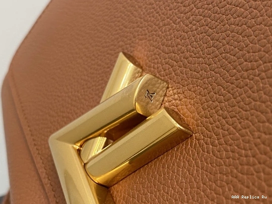 AAA Replica Ru LOUIS Soft VUITTON Twist-27*19*9CM 0811